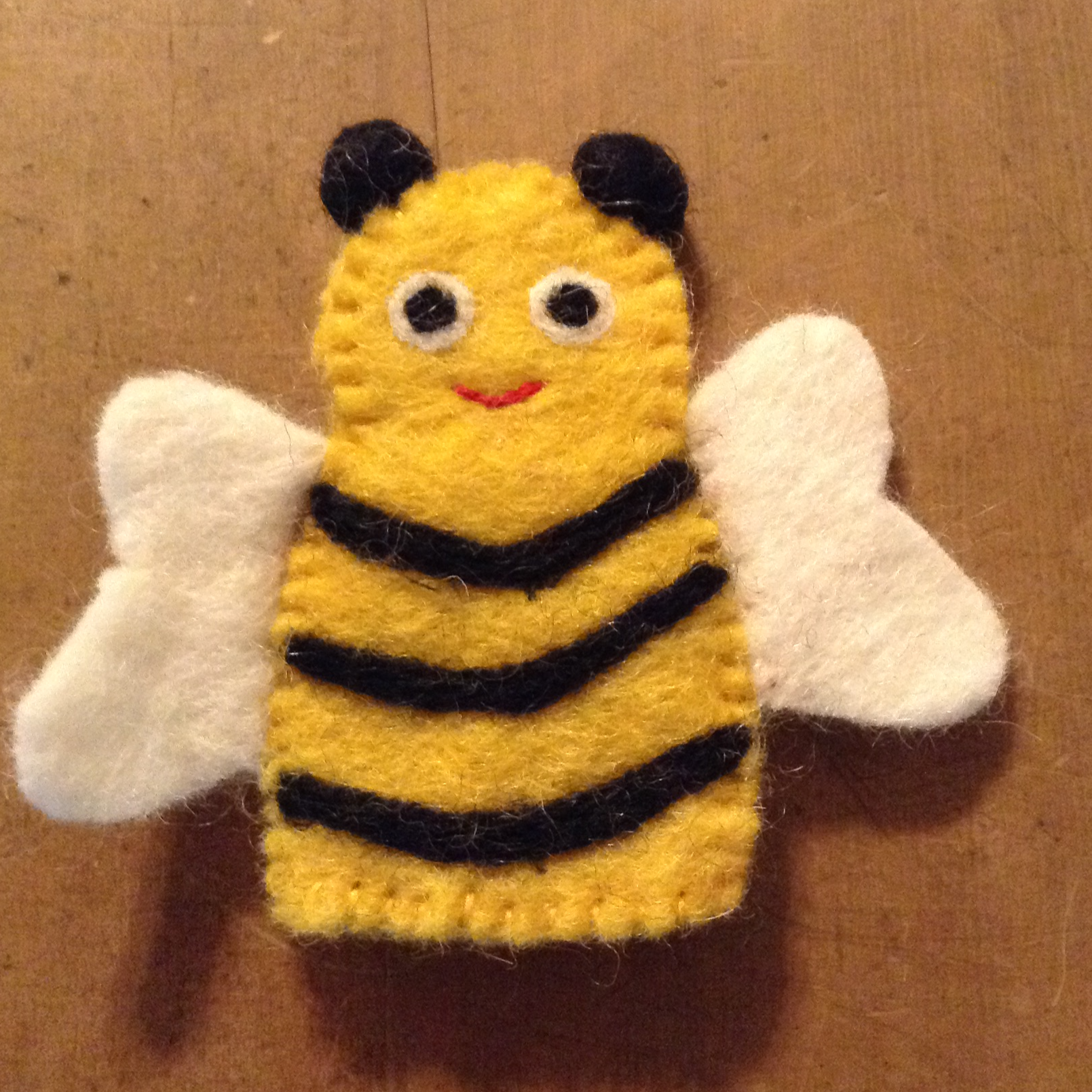 Bee best sale hand puppet